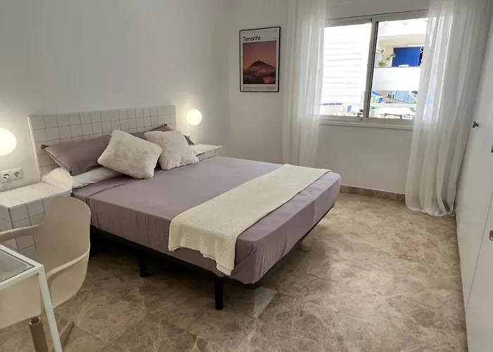 En Cristianos Urb.playa Graciosa 公寓 洛斯克里斯蒂亚诺斯