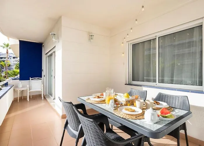 En Cristianos Urb.playa Graciosa 洛斯克里斯蒂亚诺斯